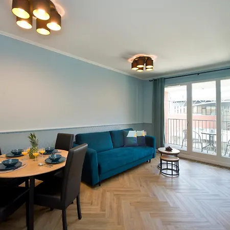 Aparthotel Yourapart Rajska Centre