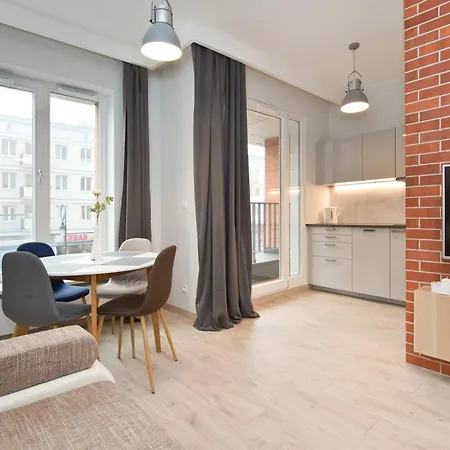 Yourapart Rajska Centre Aparthotel