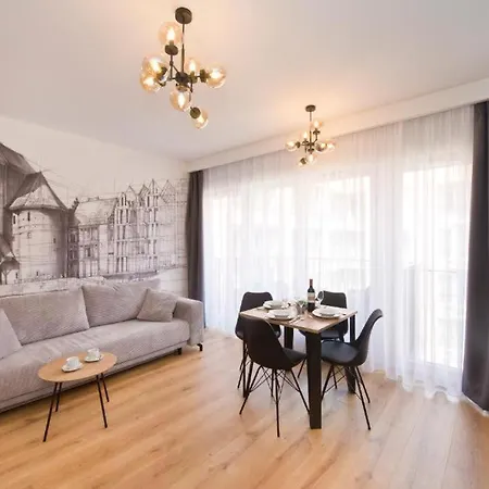 Aparthotel Yourapart Rajska Centre