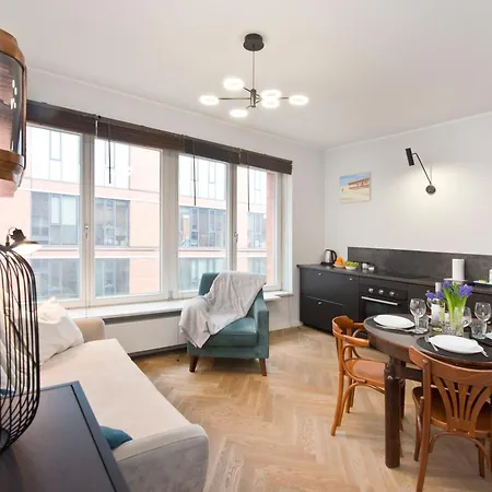 Yourapart Rajska Centre Aparthotel *