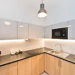 Yourapart Rajska Centre 4* גדנסק