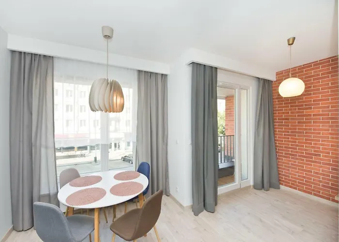 Апарт-отель Yourapart Rajska Centre 4*