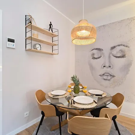 Yourapart Rajska Centre