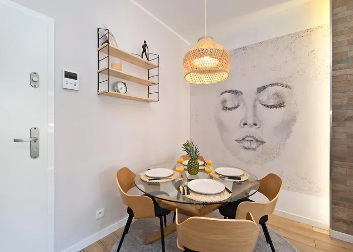 Yourapart Rajska Centre